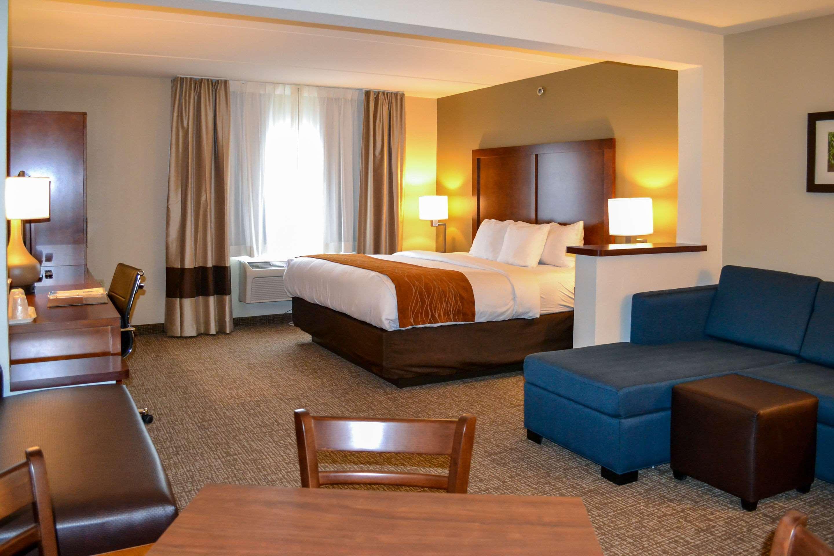 Comfort Inn & Suites Wilkes Barre - Arena Exterior foto